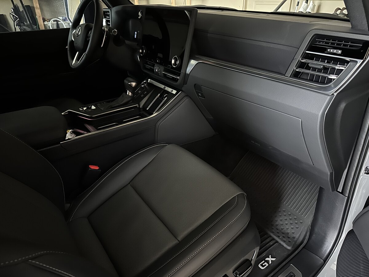 Hyundai exterior detailing
